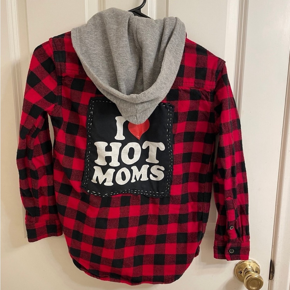 I heart ❤️ hot moms hooded flannel